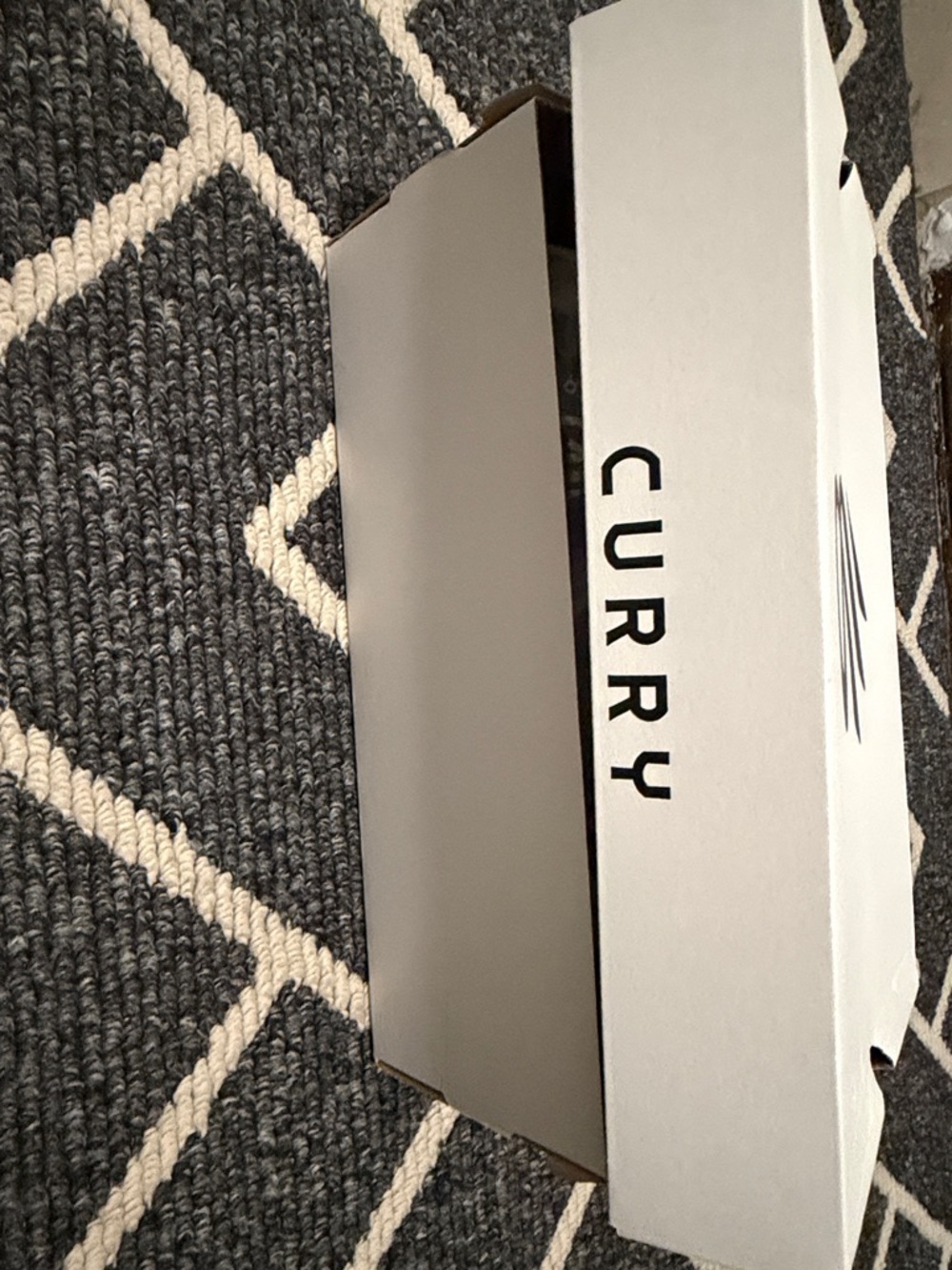 NWT CURRY 327 size 8 men 9.5 women